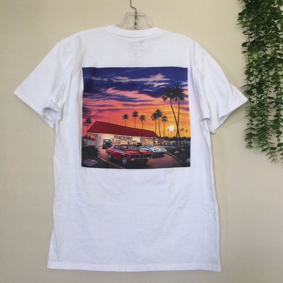 In-N-Out Burger Texas T-Shirt in Size Medium - Picture 1 of 6